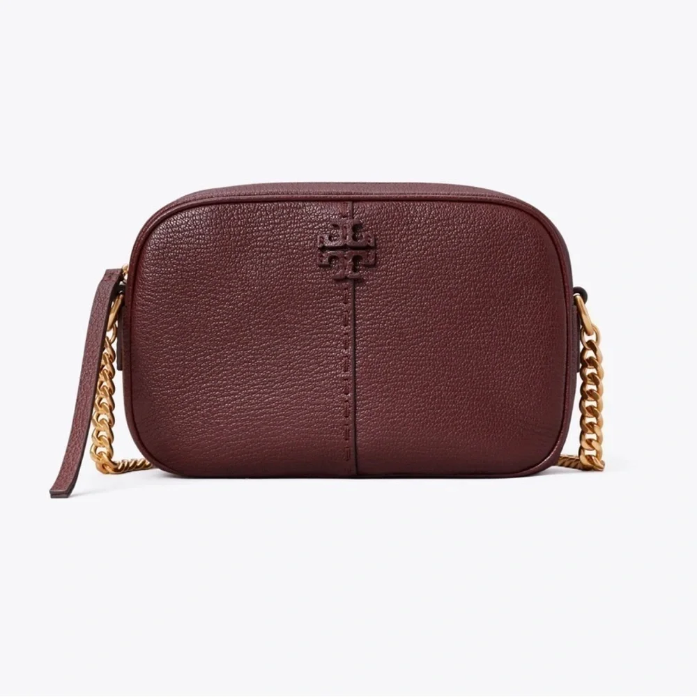 TORY BURCH • TEXTURED MCGRAW LEATHER CAMERA BAG- color WINE